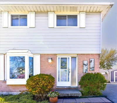 54 Markham Cres, Hamilton - Stoney Creek Mountain image-0-4