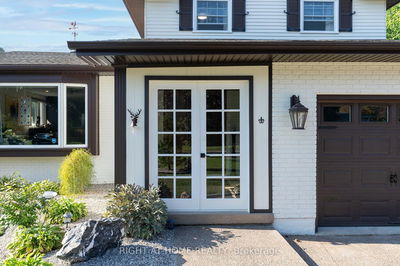 5 Lower Canada Dr, Niagara-on-the-Lake - Town image-0-4