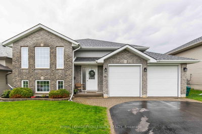 35 Belvedere Rd, Quinte West - Murray Ward