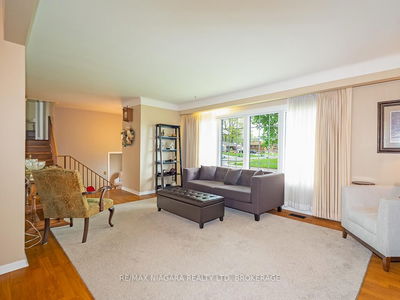 49 Donna Marie Dr, Welland - Prince Charles image-0-3