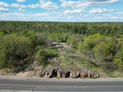2070 Muskoka 118 Rd, Muskoka Lakes - Monck (Muskoka Lakes) image-0-2