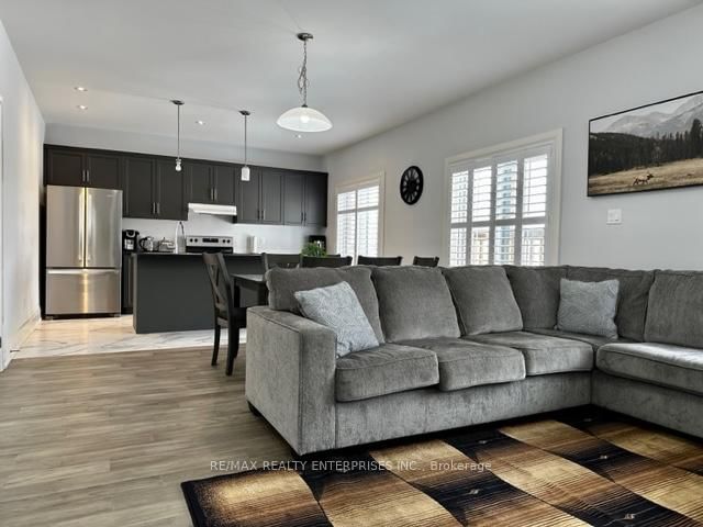 141 Rosie St, Blue Mountains, N0H 1J0 | Image 2