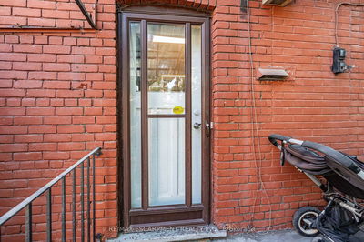 721 Cannon St, Hamilton - Stipley image-0-4