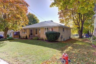 385 Main St, Wellington North - Mount Forest image-0-1