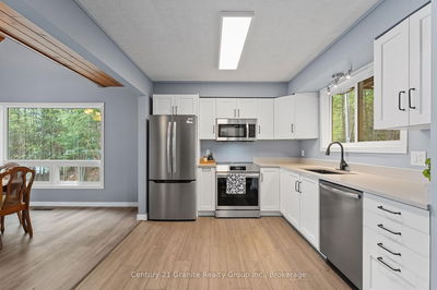 2347 Kashagawigamog Lake Rd, Minden Hills - Minden image-0-4