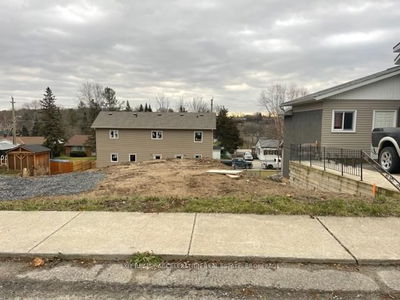 MILL St, Greater Napanee - Greater Napanee