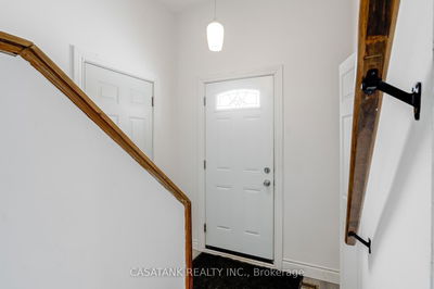 14 Ronaldshay Ave, Hamilton - Greeningdon image-0-3