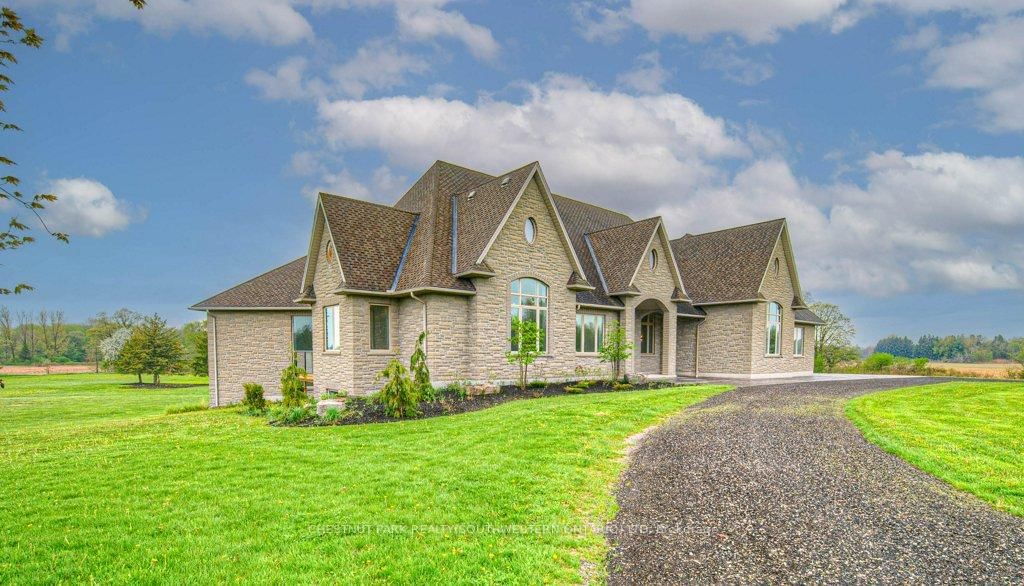 Detached House for sale at 2930 Notre Dame Drive, Wilmot, N0B 2L0 - MLS: X12155448