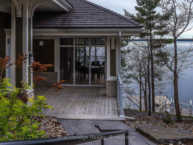 B101-B2 - 1869 Muskoka Rd 118 Highway