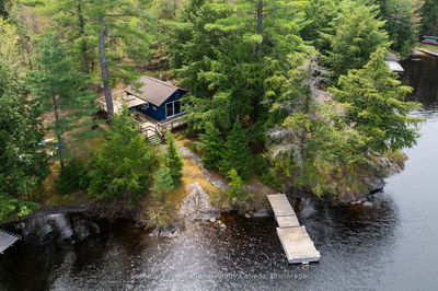 197 Haleway Dr, Gravenhurst - Wood (Gravenhurst) image-0-1