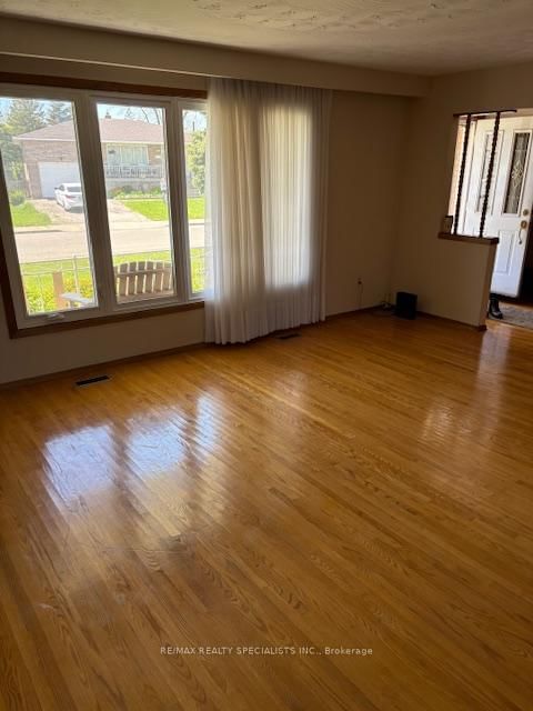 30 Nardi Court