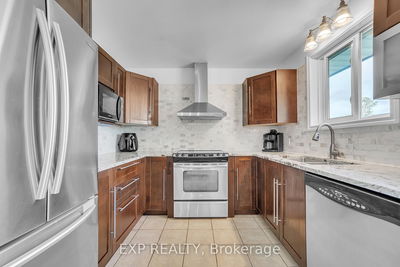390 Dundas St, Greater Napanee - Greater Napanee image-0-4