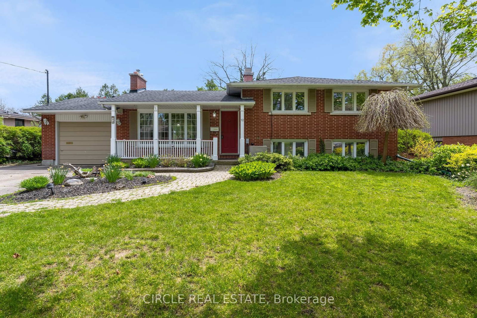Detached House for sale at 12 Old Coach Road, St. Catharines, Lakeshore, L2N 2P3 - MLS: X12155852