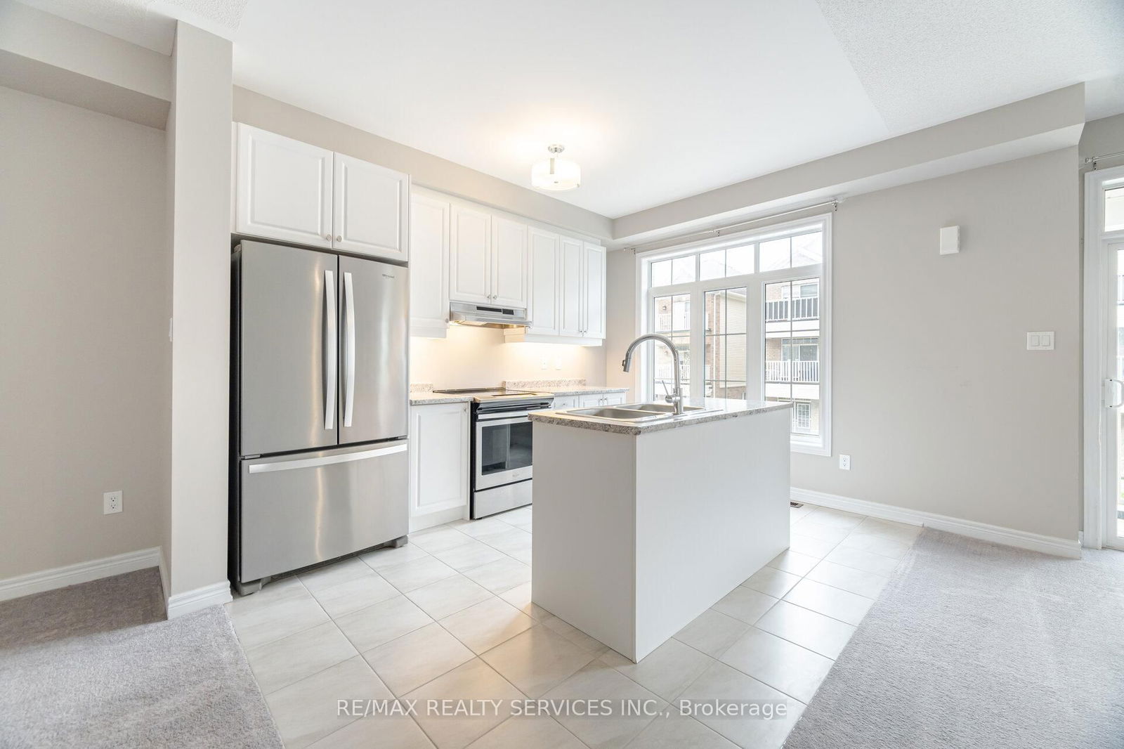 Townhouse for sale at 113 Hartley Avenue, Brant, Paris, N3L 0K8 - MLS: X12155931
