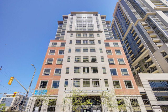 906 - 150 Main Street