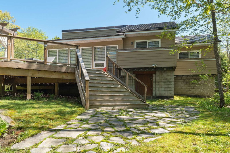 587 Centre Rd, McKellar, P2A 0B4 | Image 2