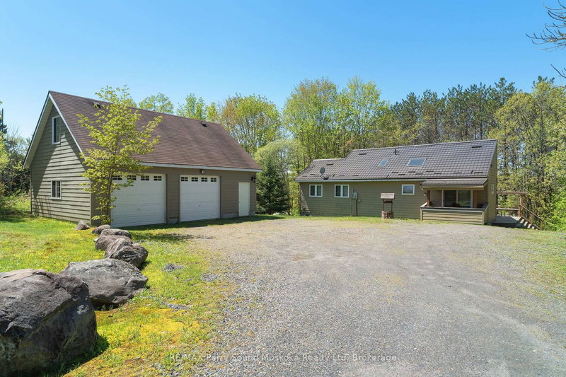 587 Centre Rd, McKellar, P2A 0B4 | Image 3