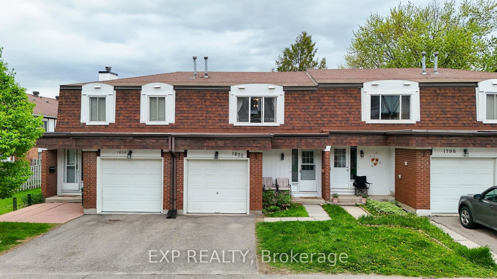 Townhouse for sale at 1800 AXMINSTER Court, Ottawa, Convent Glen South, K1C 1Z5 - MLS: X12156169