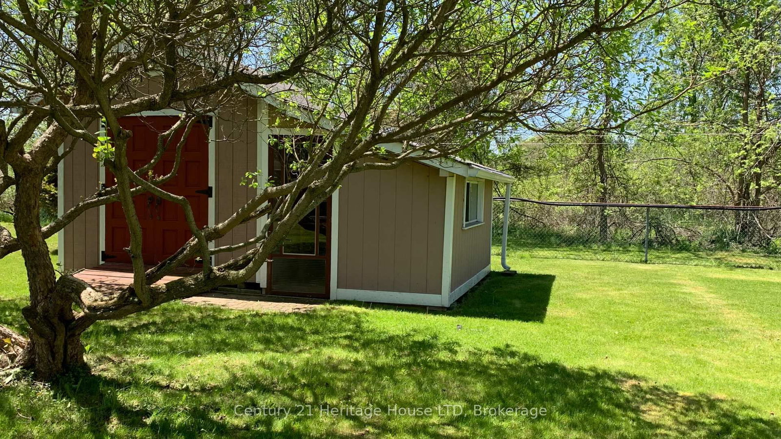 Listing Image 5