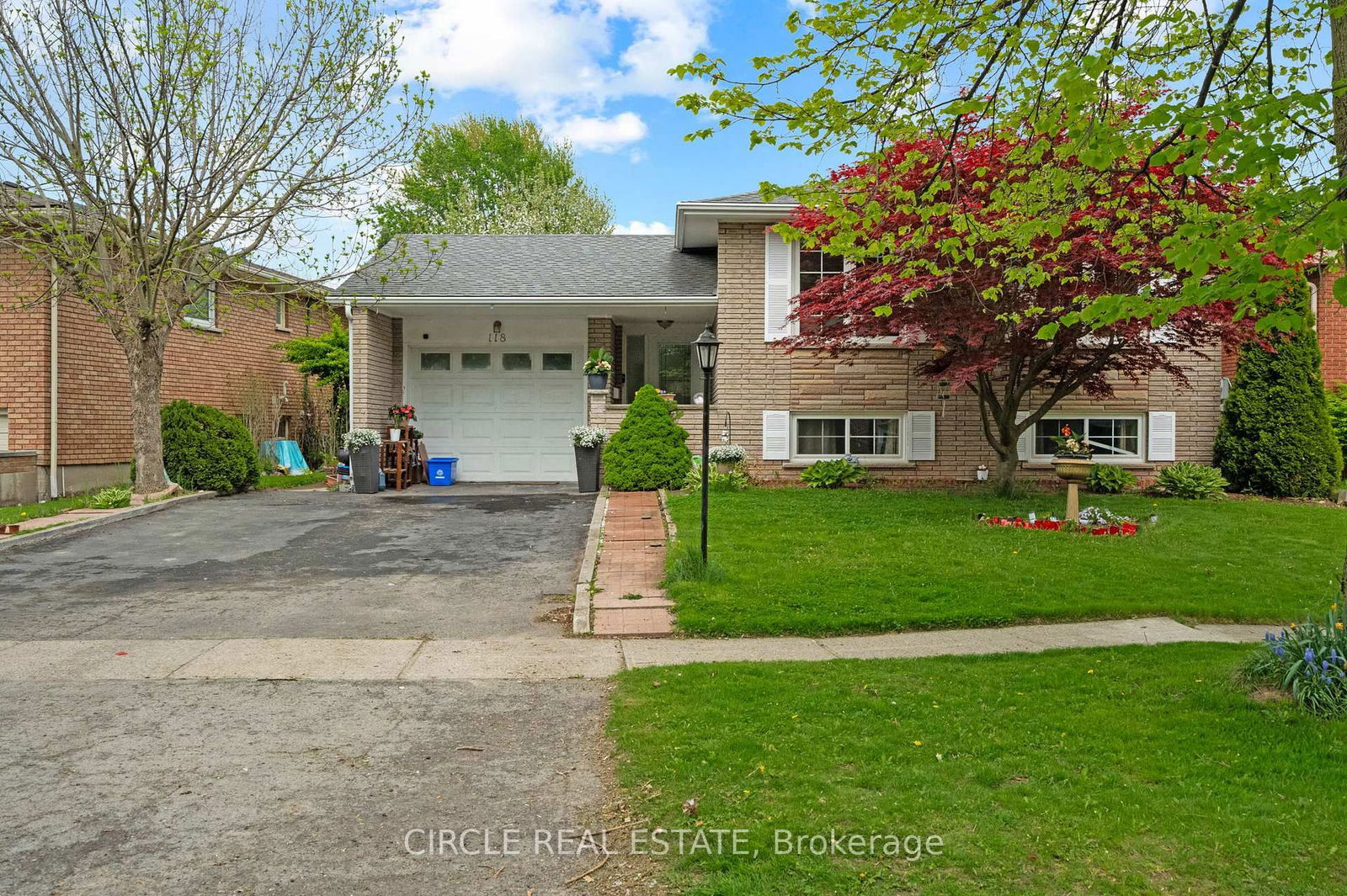 Detached House for sale at 118 Bridlewood Drive, Welland, L3C 6H3 - MLS: X12156282