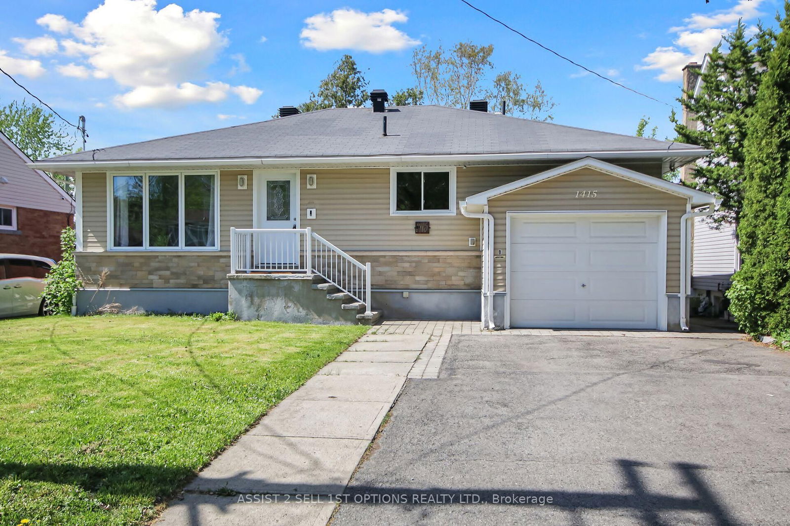 Detached House for sale at 1415 Chatelain Avenue, Ottawa, Carlington, K1Z 8A9 - MLS: X12156486