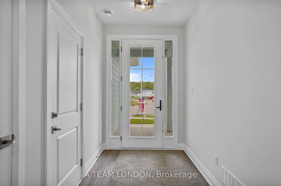 72 The Promenade, Central Elgin - Rural Central Elgin image-0-4