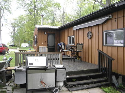 9774 Lake Rd, Lambton Shores - Kettle Point image-0-4