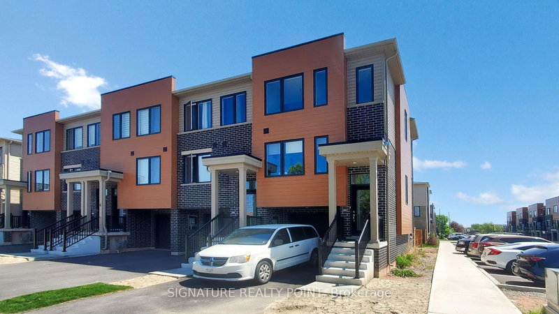 2 Reid Ave N, Hamilton, L8H 0B5 | Image 2