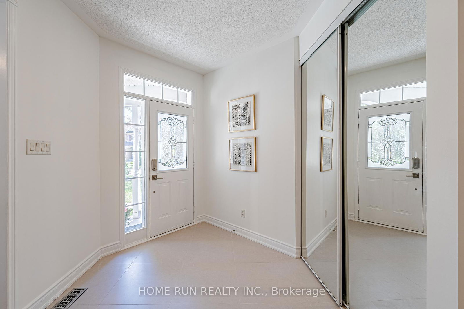 Detached House for sale at 6 Cheltonia Way, Ottawa, Kanata - Kanata Lakes/Heritage Hills, K2T 1G1 - MLS: X12156850