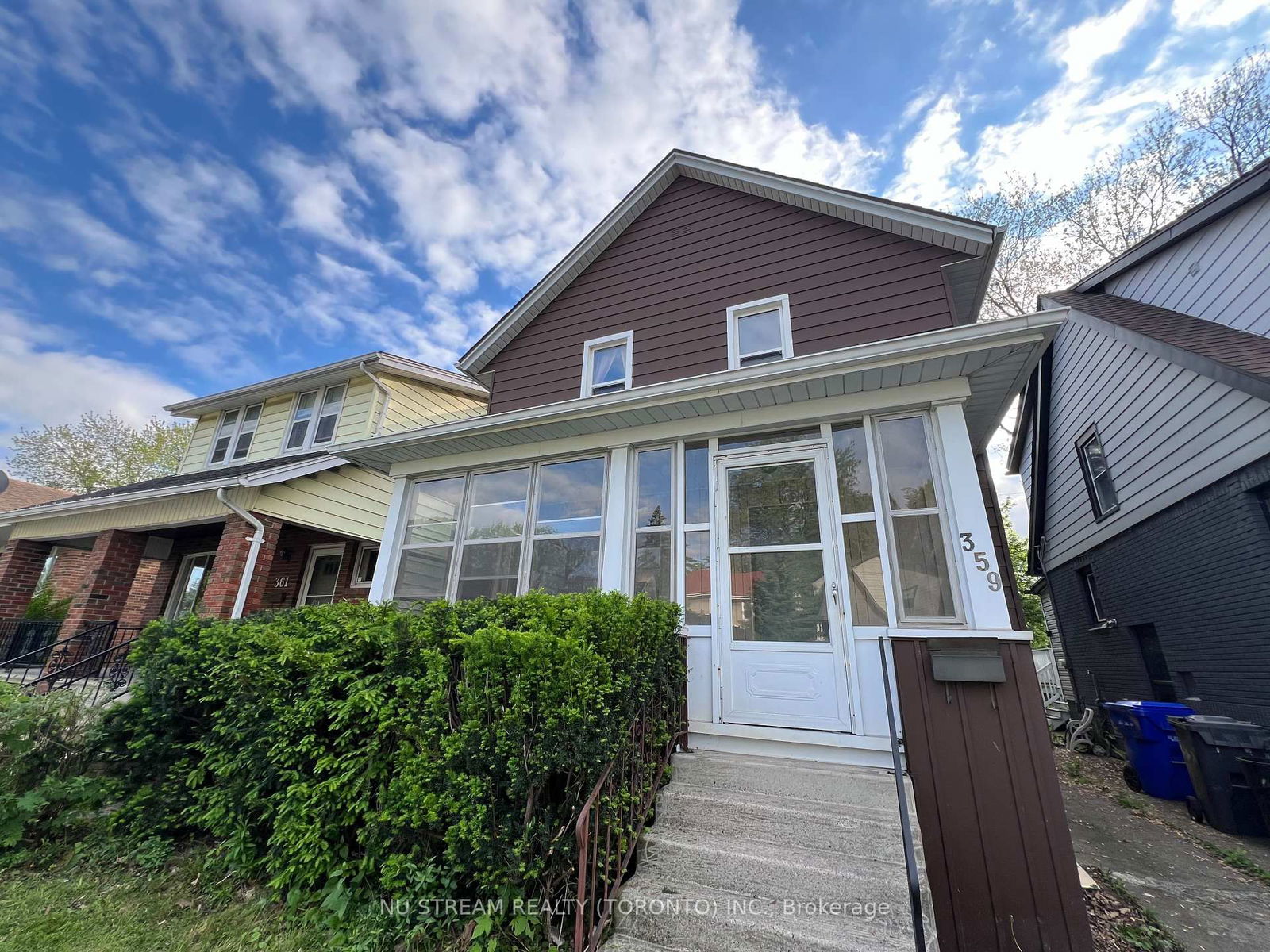Detached House for sale at 359 Randolph Avenue, Windsor, N9B 2T4 - MLS: X12156903