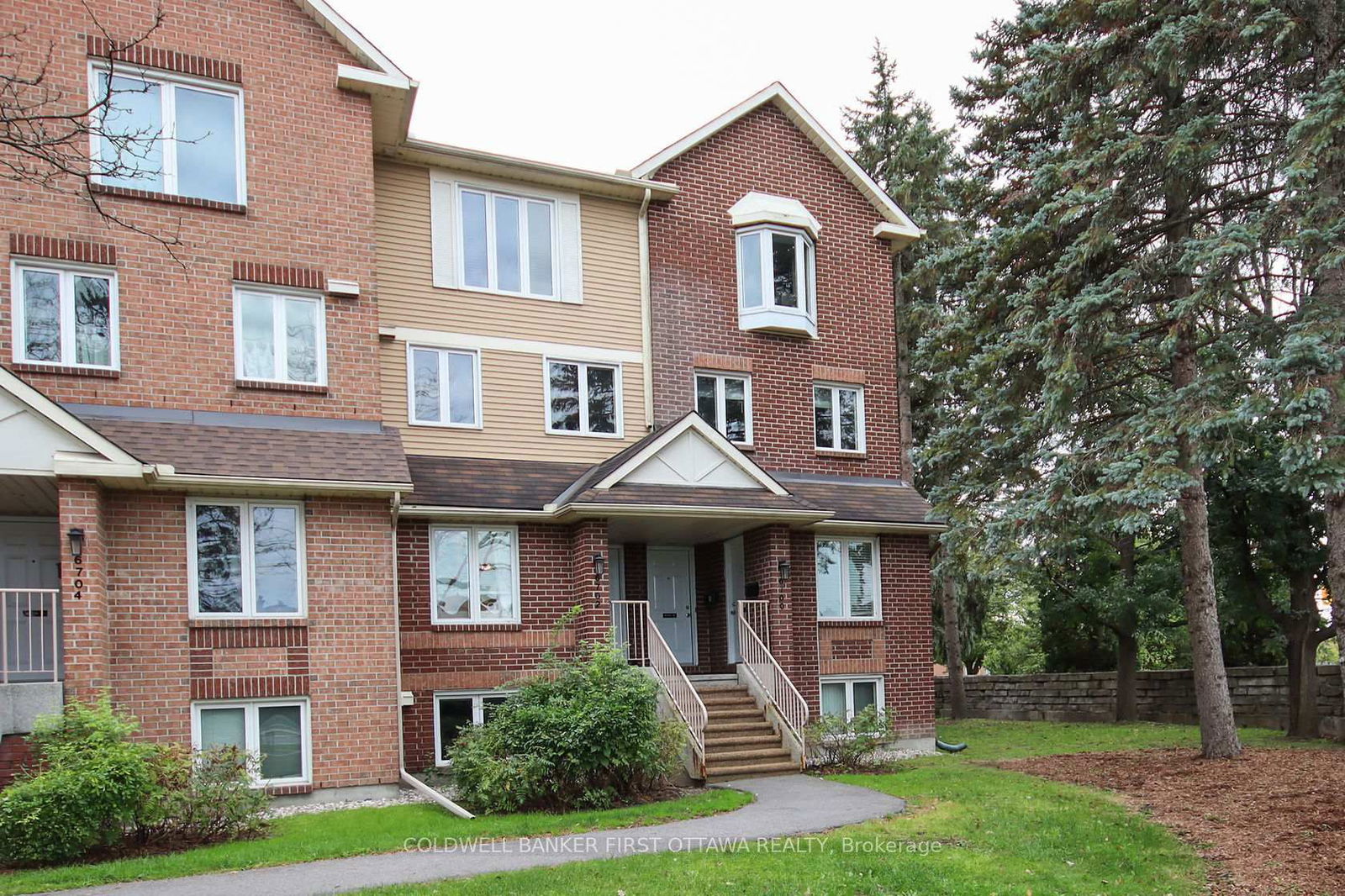 Townhouse for sale at A-6702 Jeanne Darc Boulevard, Ottawa, Orleans Wood, K1C 6E9 - MLS: X12156949