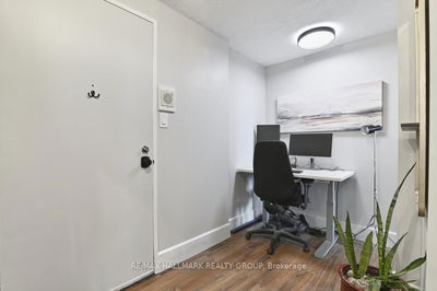 Unit 1808 — 1081 Ambleside Dr, Ottawa - Woodroffe image-0-4