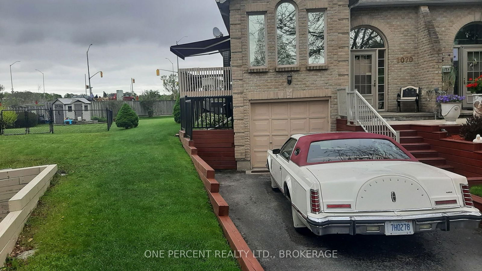 Townhouse for sale at 1070 Featherstone Court, Kingston, City SouthWest, K7M 8R4 - MLS: X12157130