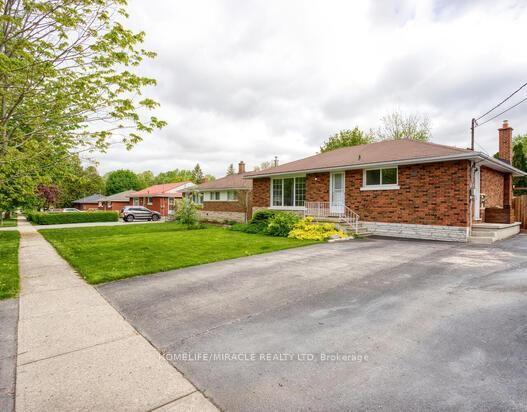53 Freeman Avenue