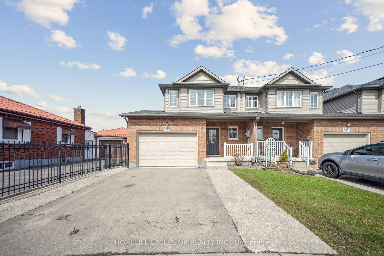 Detached House for sale at 6285 Murray Street, Niagara Falls, Dorchester, L2G 2K1 - MLS: X12157323