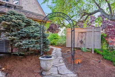 1 Glenridge Ave, St. Catharines - Old Glenridge image-0-2