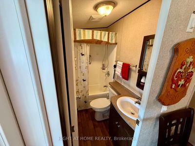 Unit 63 — 1082 Shamrock Marina Rd, Gravenhurst - Morrison image-0-3