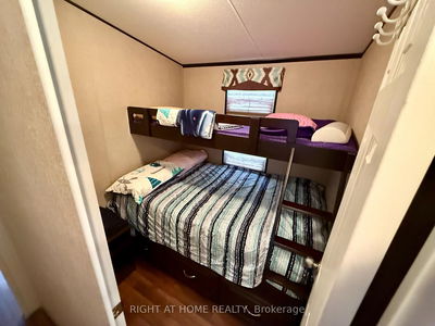 Unit 63 — 1082 Shamrock Marina Rd, Gravenhurst - Morrison image-0-4