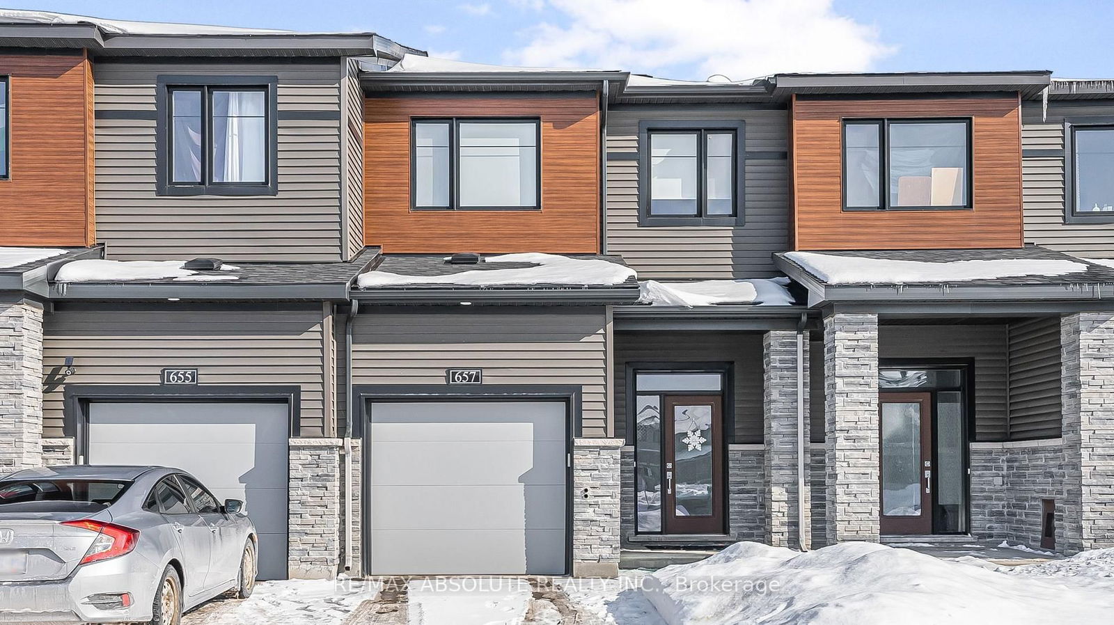 Townhouse for sale at 657 Hamsa Street, Ottawa, Barrhaven - Heritage Park, K2J 6Z7 - MLS: X12157446
