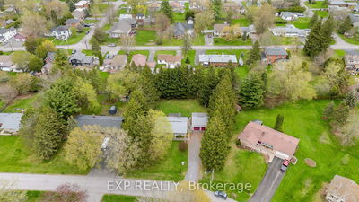 31 Southcrest Dr, Greater Napanee - Greater Napanee image-0-3