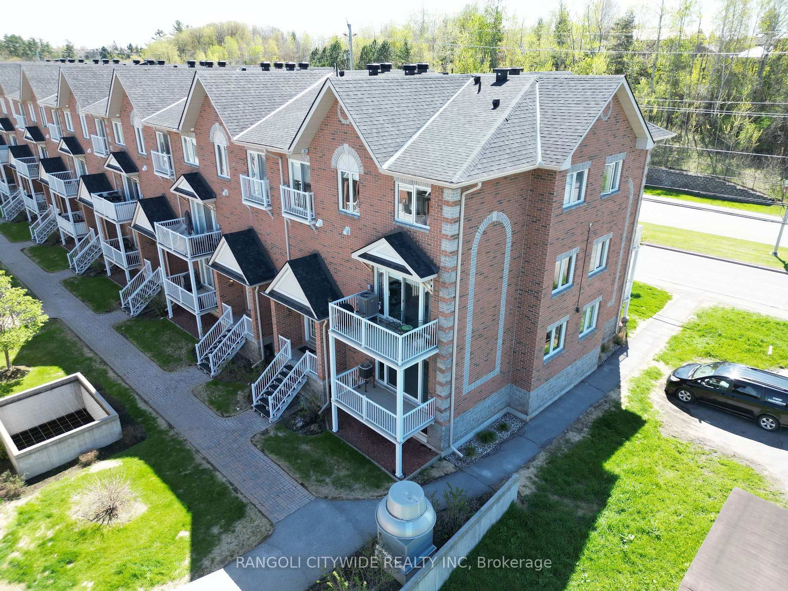 Townhouse for sale at 101-3265 St Joseph Boulevard, Ottawa, Bilberry Creek/Queenswood Heights, K1E 3Y2 - MLS: X12157602