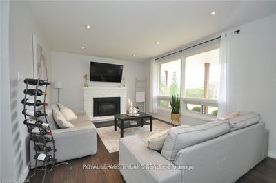 104 Simcoe Cres, Middlesex Centre - Komoka image-0-4