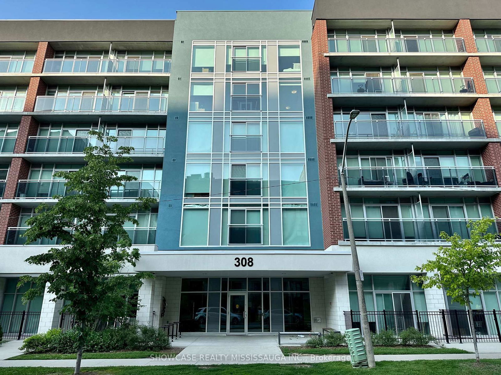 Condo for sale at 106-308 Lester Street, Waterloo, N2L 0H9 - MLS: X12157651