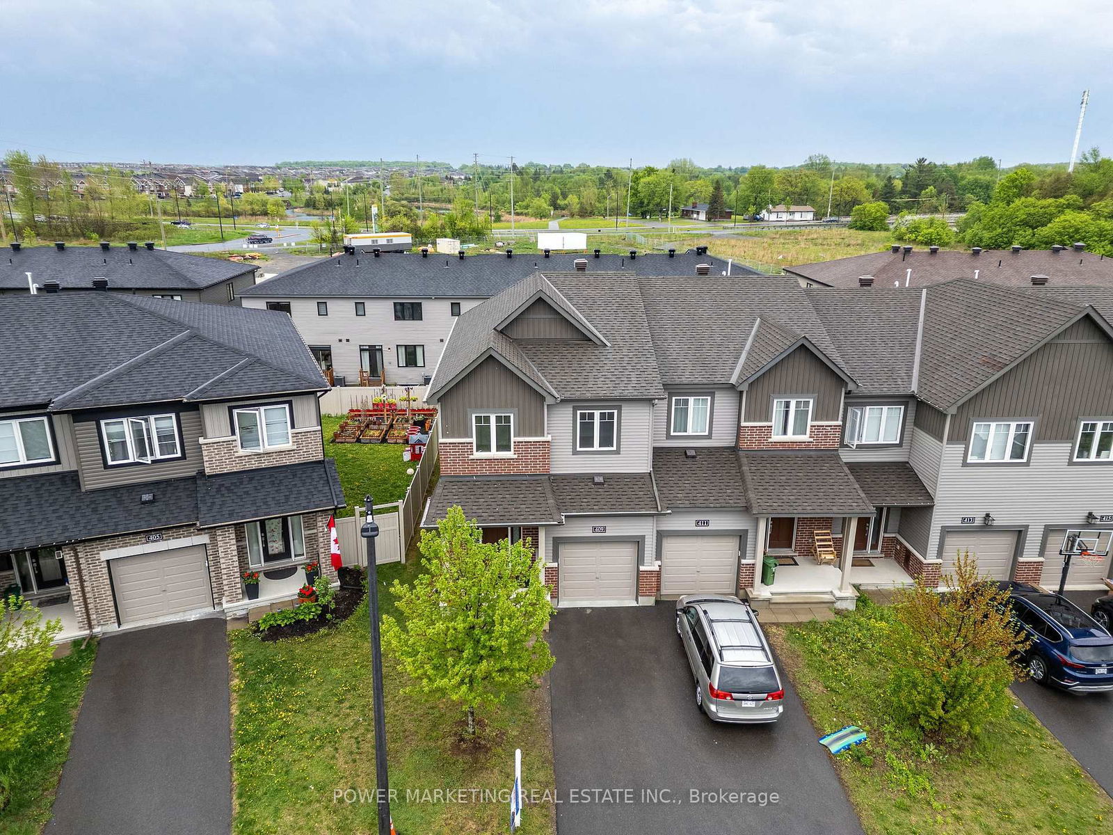 Townhouse for sale at 409 KAYAK Street, Ottawa, Barrhaven - Hearts Desire, K2J 6P2 - MLS: X12157676