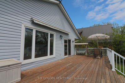 689 North Shore Dr, Otonabee-South Monaghan - Otonabee-South Monaghan image-0-2