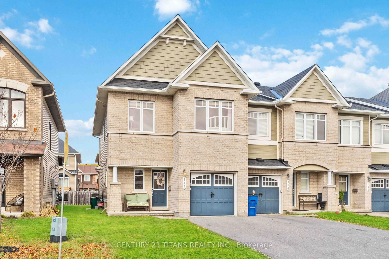 Townhouse for sale at 812 Ashenvale Way, Orleans, Avalon East, K4A 0R3 - MLS: X12157847