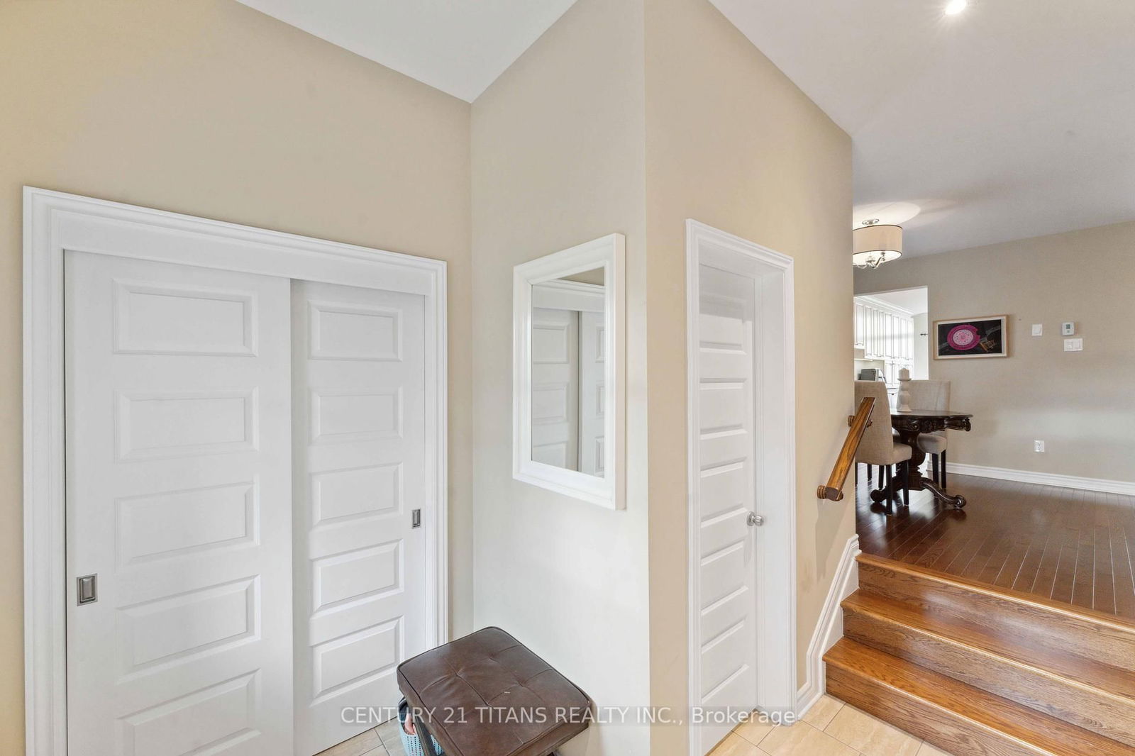 Townhouse for sale at 812 Ashenvale Way, Orleans, Avalon East, K4A 0R3 - MLS: X12157847
