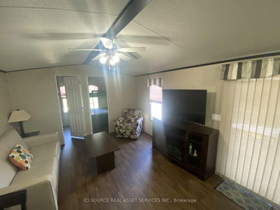 Unit 252 — 1082 Shamrock Marina Rd, Gravenhurst - Morrison image-0-2