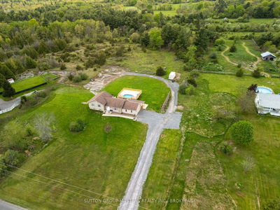 3758 Mcconnell Rd, Harrowsmith - Frontenac South