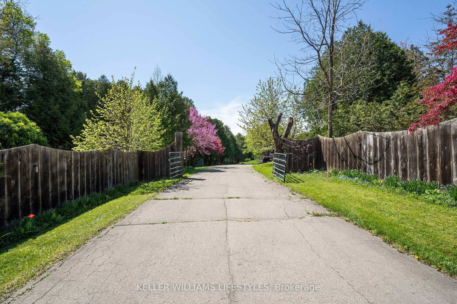 Detached House for sale at 15083 Medway Road, Middlesex Centre, Rural Middlesex Centre, N0M 1C0 - MLS: X12158050